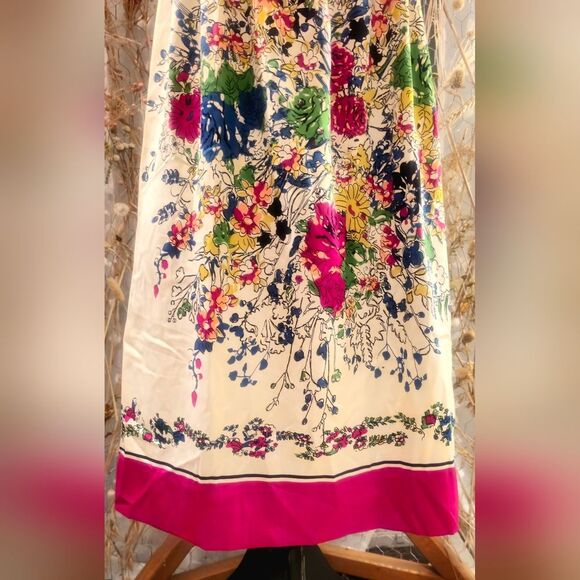 ECI Silky Slip Dress With Vibrant Floral Design - Picture 5 of 6